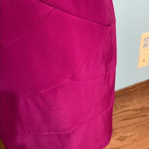 Fuchsia dress - Picture 3 of 4